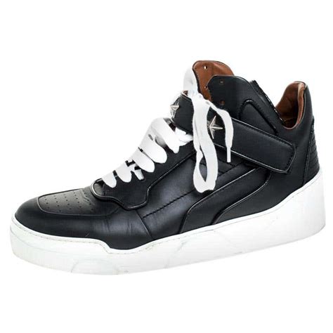 givenchy tyson size 45